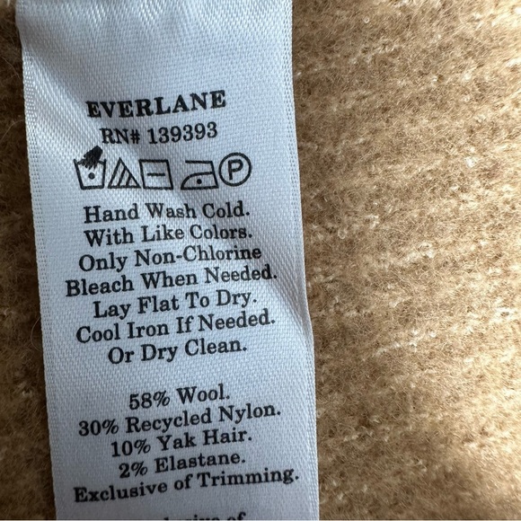 EVERLINE THE COZYSTRETCH SHORT SIZE L NWOT - Picture 6 of 10